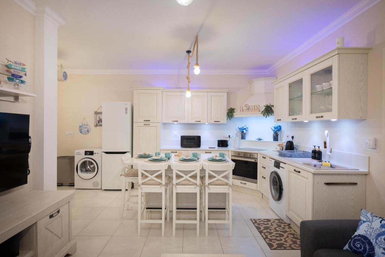 The Nautical Nook Apartment Marsaxlokk Bagian luar foto